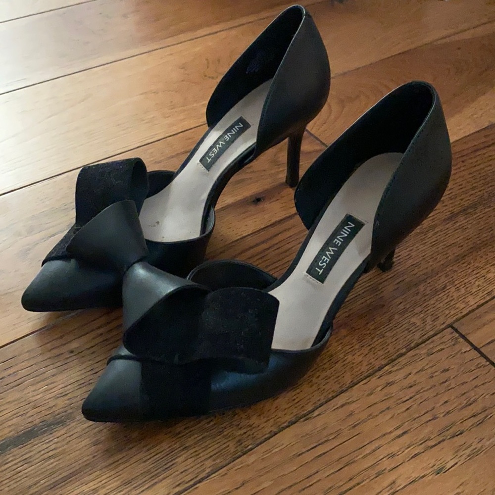 Nine West black heels; size 5